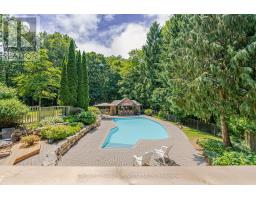11 OLD OAK LANE - 45