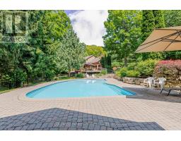 11 OLD OAK LANE - 48