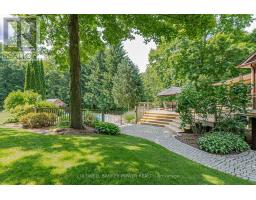 11 OLD OAK LANE - 49