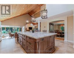 11 OLD OAK LANE - 8
