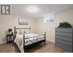 18 TRILLIUM CRESCENT - 23