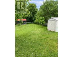 140 EMERSON AVENUE - 31