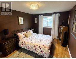 15 SPEIGHT CRESCENT - 10