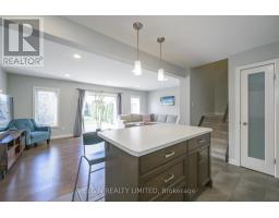 8 EMPIRE PARKWAY - 15