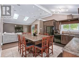 110 BOW STREET - 10