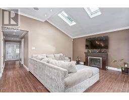 110 BOW STREET - 5