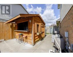 226 ANDREA CRESCENT - 34