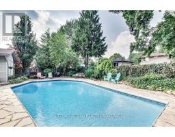 79 MENDIP CRESCENT - 7