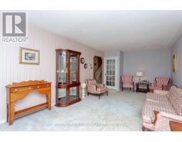 25 BLUE RIDGE CRESCENT - 12
