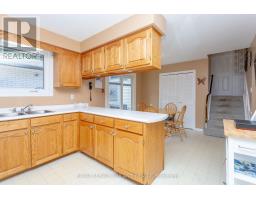 25 BLUE RIDGE CRESCENT - 17