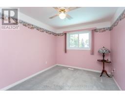25 BLUE RIDGE CRESCENT - 21