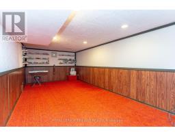 25 BLUE RIDGE CRESCENT - 35