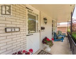 25 BLUE RIDGE CRESCENT - 6