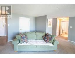 405 - 77 BASELINE ROAD - 8