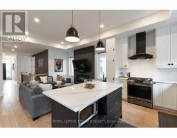 2 - 383 DAVENTRY WAY - 14