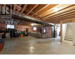 2 - 383 DAVENTRY WAY - 24