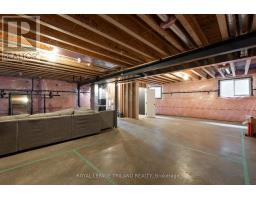 2 - 383 DAVENTRY WAY - 25