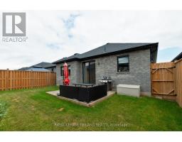 2 - 383 DAVENTRY WAY - 29