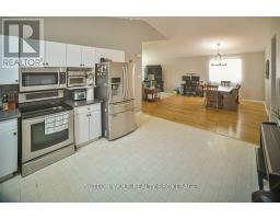64 HICKORY BOULEVARD W - 11