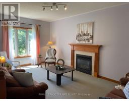 41 GREYROCK CRESCENT - 13