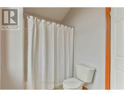 41 GREYROCK CRESCENT - 29