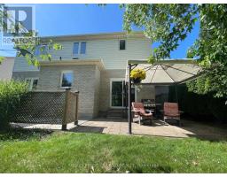 41 GREYROCK CRESCENT - 41