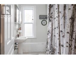 482 PRINCESS AVENUE - 37