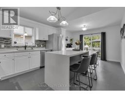 78 DUNCTONWOOD PLACE - 13