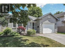 78 DUNCTONWOOD PLACE - 3