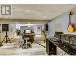 22604 VANNECK ROAD - 25