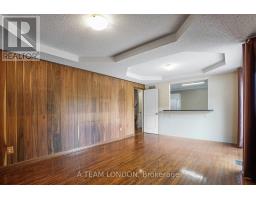 126 GUILDFORD CRESCENT - 17