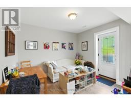 636 QUEENS AVENUE - 16
