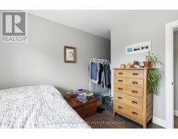 636 QUEENS AVENUE - 22