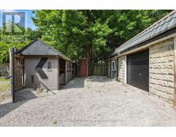 636 QUEENS AVENUE - 38