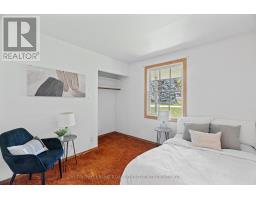 218 OAKCREST DRIVE - 21
