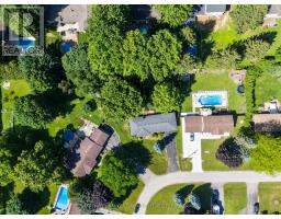 218 OAKCREST DRIVE - 3