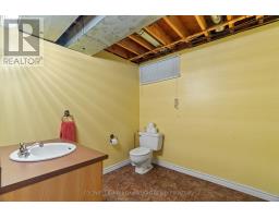 218 OAKCREST DRIVE - 34
