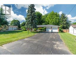 218 OAKCREST DRIVE - 47
