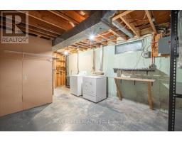 1451 STONEYBROOK CRESCENT - 29