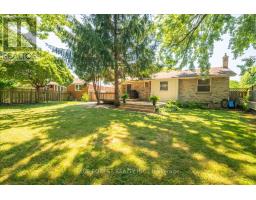 1451 STONEYBROOK CRESCENT - 32