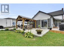 145 VICTORIA AVENUE - 29