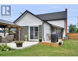 145 VICTORIA AVENUE - 31