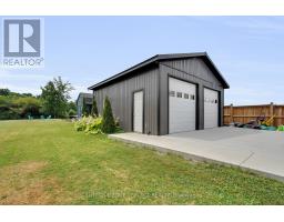 145 VICTORIA AVENUE - 34