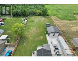 145 VICTORIA AVENUE - 40