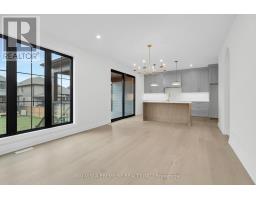 4387 GREEN BEND - 6