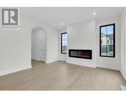 4387 GREEN BEND - 8