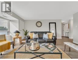 611 - 521 RIVERSIDE DRIVE - 11
