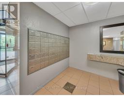 611 - 521 RIVERSIDE DRIVE - 36