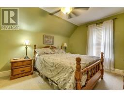 39 MAPLE STREET - 16