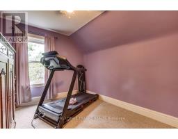 39 MAPLE STREET - 17